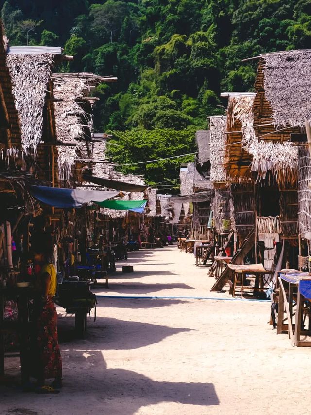 📍หมู่บ้านชาวมอร์แกน หมู่เกาะสุรินทร์