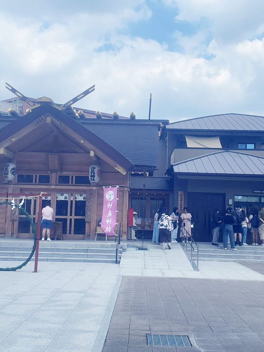 在貓咪神職的注視下參拜：東京妙義神社輕旅行