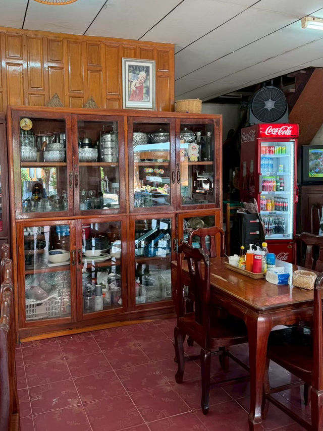 ร้านซอยซาว ข้าวเปียกเส้น เชียงคาน