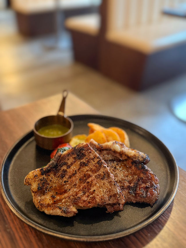 【觀塘半露天酒吧西餐廳 邊食邊玩聚會一流】  