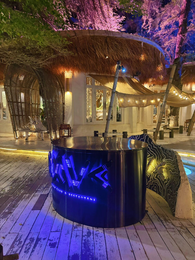 🌴Cave Beach Club · Pattaya 海邊小日記