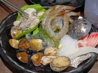 八雲町和牛海鮮鍋物火鍋新莊店
