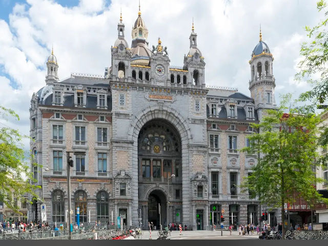 【鉄道の大聖堂🚉】アントワープ中央駅（Antwerpen-Centraal）