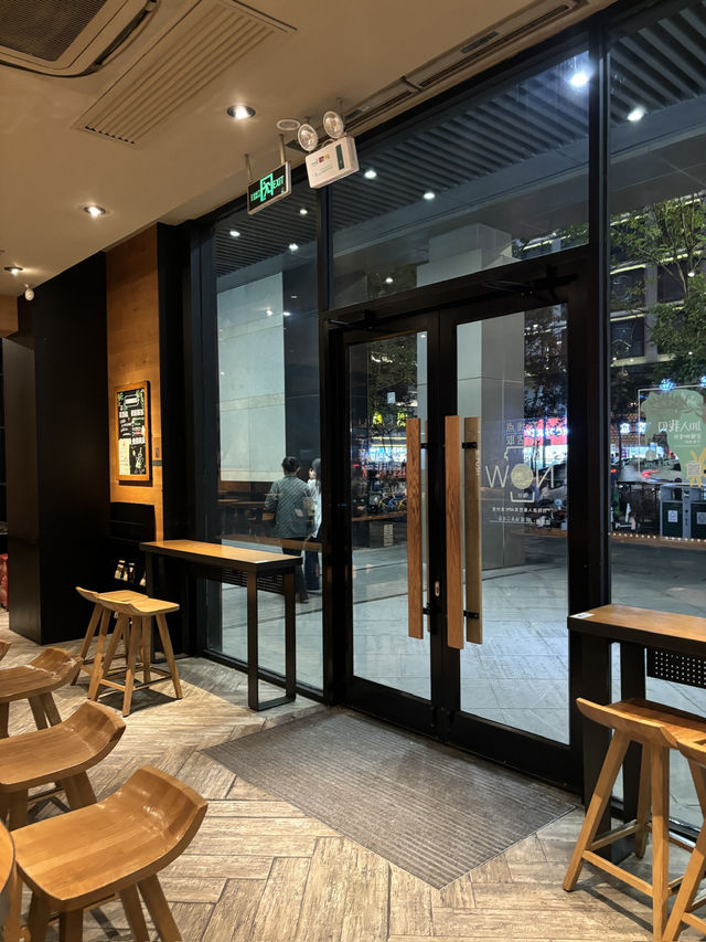 Starbucks ที่ Hubin