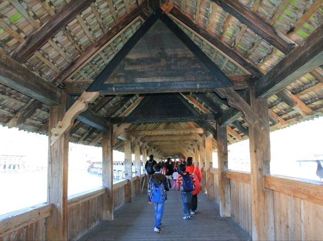 สะพานไม้ คาเพลล์บรึคเคอ