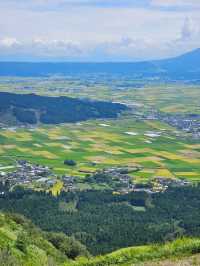 “絶景駐車場”として気軽に立ち寄れる、ドライブで楽しむ阿蘇の眺望スポット