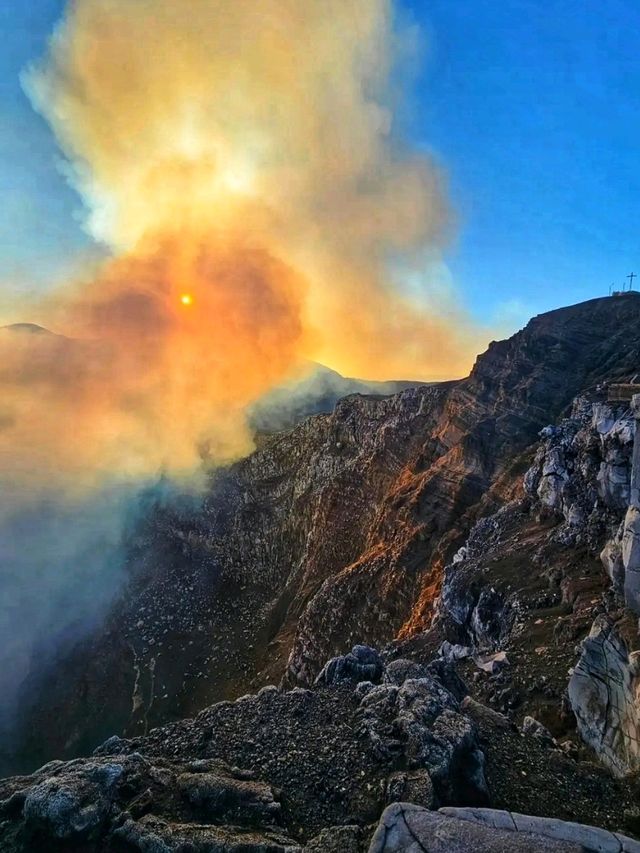 Masaya Volcano – Nicaragua’s Fiery Window Into the Earth