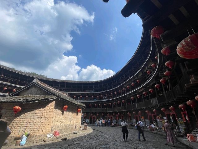 The Ultimate 3-Day Xiamen Adventure: Insta-Spots, Street Eats & Hidden Gems 🚀🌴