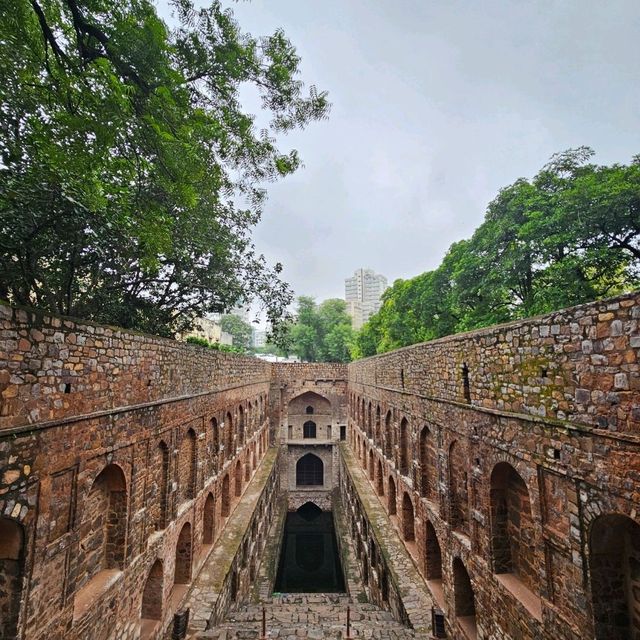 Ugrasen ki Baoli