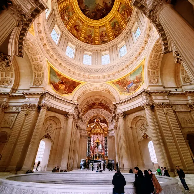 France's architectural masterpiece and extensive museum... Les Invalides and Napoleon's Tomb!