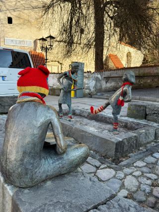 Modern Euro Charm🌄