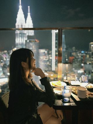 吉隆坡高空之夜 | EQ酒店酒吧。