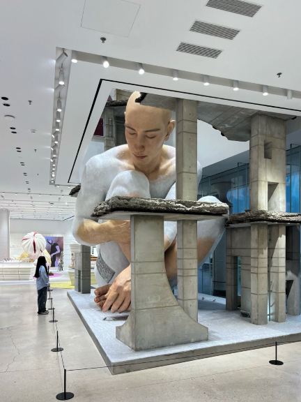 HAUS NOWHERE Shenzhen: The Iconic Art Museum-Inspired Shopping