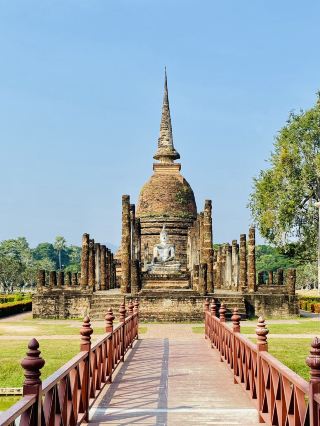 Sukhothai Historical Park : The Ruins of a Great Kingdom 🇹🇭