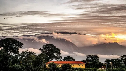 Equatorial Guinea Hiking Guide — traveler post in Malabo