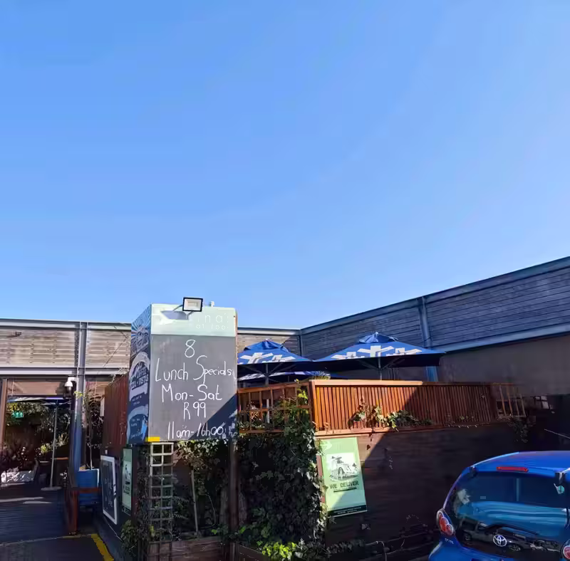 Nina's Real Food in Jeffreys Bay