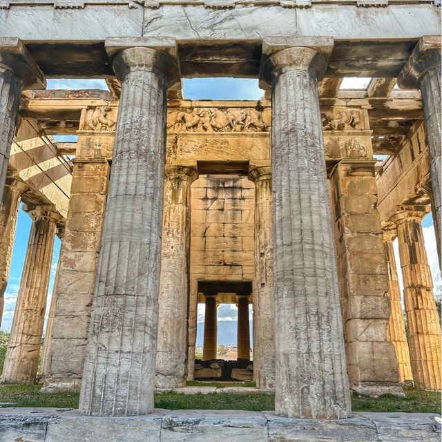 Hephaisteion: The well-preserved temple