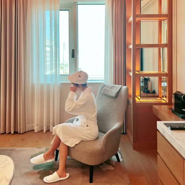 🇰🇷 When using Incheon Airport, a great place to stay is Incheon Paradise City.