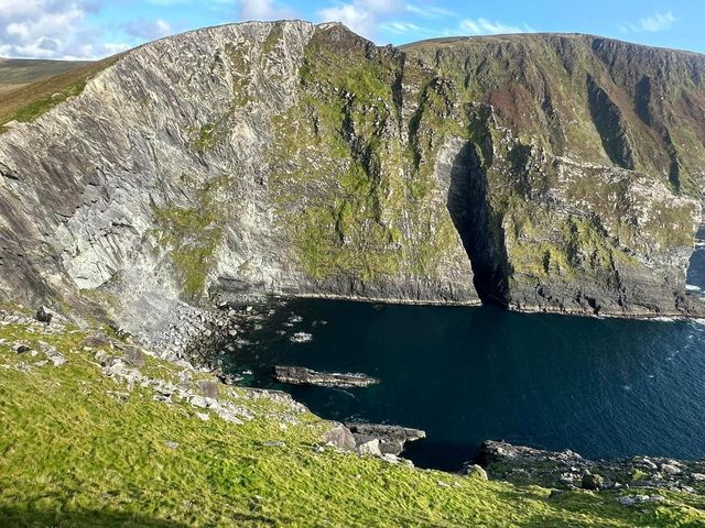 What a view at Kerry Cliffs 🗺️