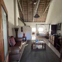 Elephant foot print lodge 