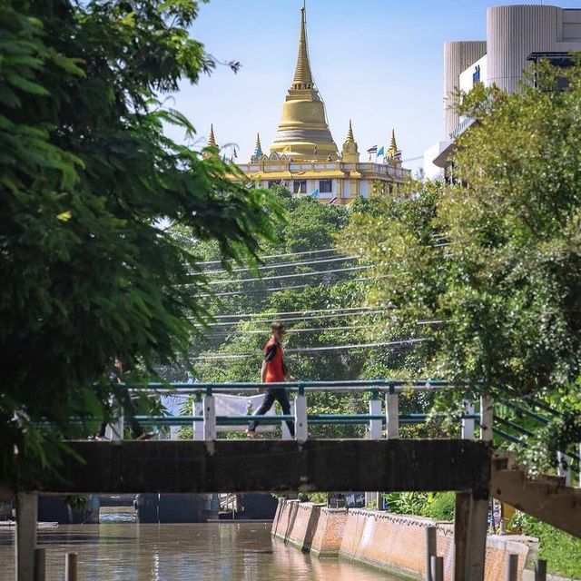 Ascending to Splendor: Wat Saket
