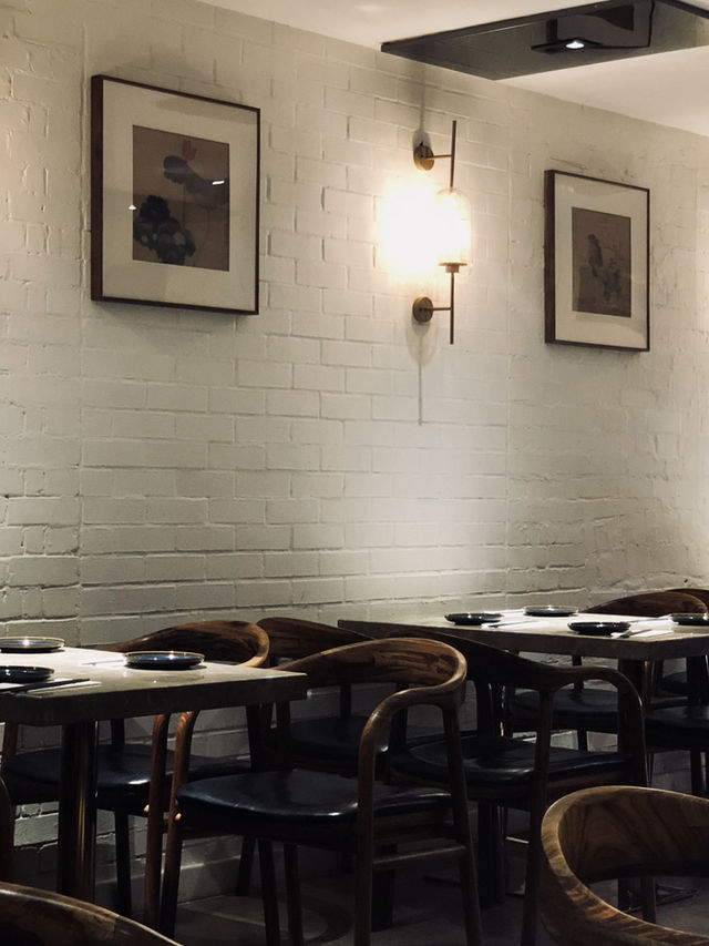 London | The traditional Chinese restaurant with good Huaiyang cuisine