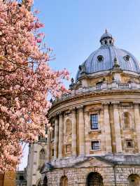 Exploring Oxford: The City of Dreaming Spires