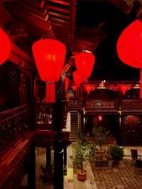 Pingyao After Dark: Lanterns, Neon & a Surprise Gold Fix