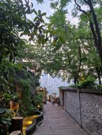 Where time slows down in Chongqing: Explore Longmenhao Old Street