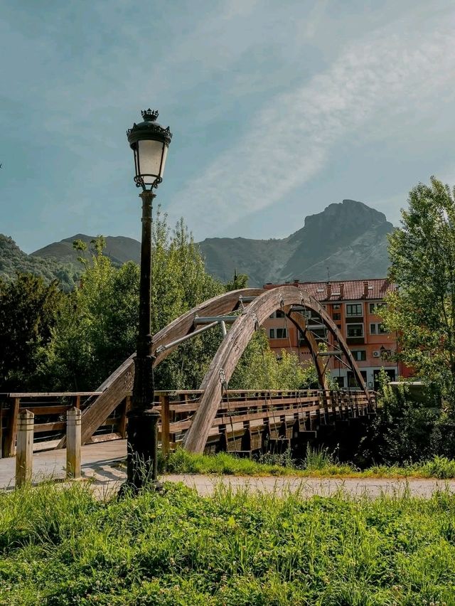🌄 Asturias: Spain’s Green Paradise of Mountains and Sea 🇪🇸✨