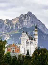 🏰✨“Fairy Tales Made Real: My Magical Day at Schloss Neuschwanstein”✨🏰