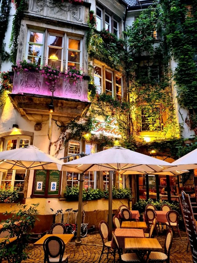 Strasbourg – The Heart of Alsace, The Soul of Europe Strasbourg – The Heart of Alsace, The Soul of Europe