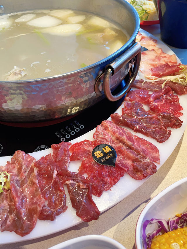牛魔王天堂!新鮮到港潮汕牛肉圈住邊爐超震撼🔥 牛魔王天堂!新鮮到港潮汕牛肉圈住邊爐超震撼🔥
