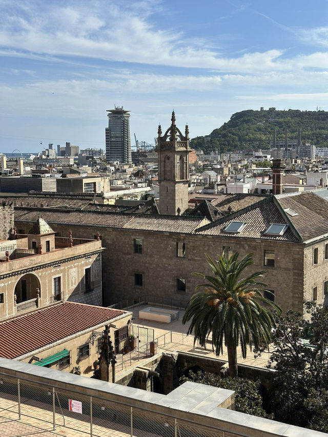Wandering Through Barcelona’s Timeless Gothic Quarter Wandering Through Barcelona’s Timeless Gothic Quarter