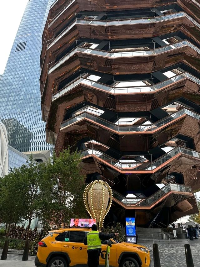 📍Vessel at Hudson Yards, NYC 🐝 ✨
