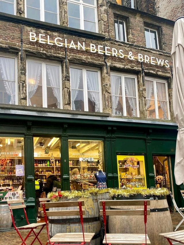 Antwerp: Europe's Diamond Capital (80% of World Trade) Antwerp: Europe's Diamond Capital (80% of World Trade)