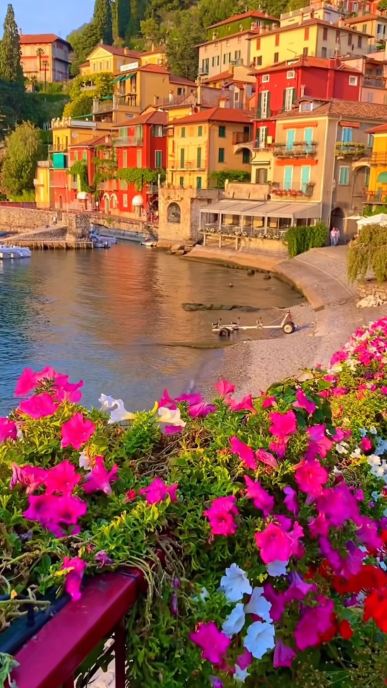 🇮🇹✨ this one of those places that feels effortlessly beautiful.