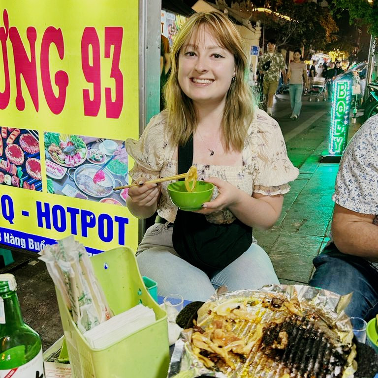 Night market in Hanoi 🇻🇳 