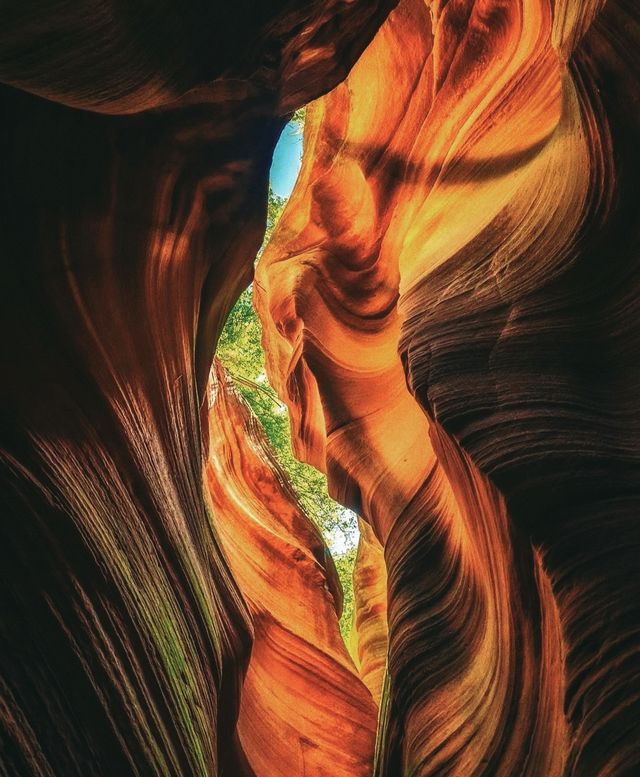 "The place touched by God" - Antelope Canyon, a hidden gem!!!