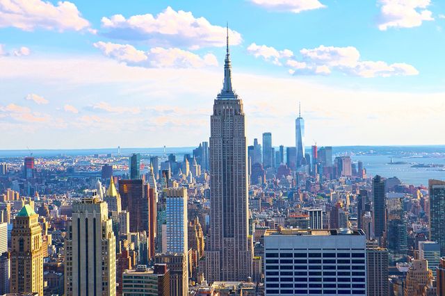 紐約與世貿大廈：城市的標誌與歷史的見證