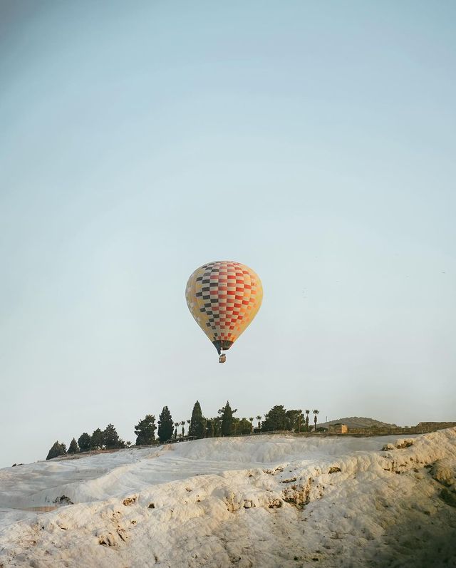 Unveiling the Marvels of Pamukkale: A UNESCO Gem!