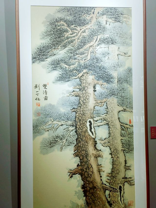 千島湖藝術館，臨湖而建，鬧中取幽