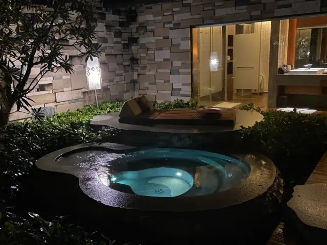 A place that will make you regret coming!!!