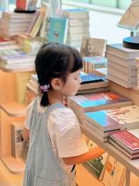 深圳最好拍的書店，現實版的盜夢空間