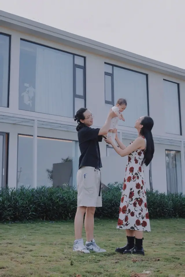 A relaxing family trip on Weizhou Island