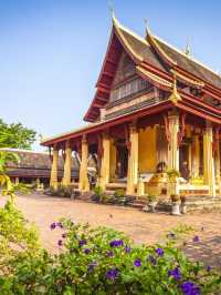 🌟 Vientiane's Crowne Plaza: Luxury & Cuisine Combined 🌟