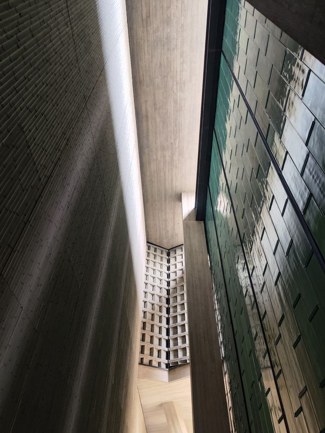 文润閣的光與影
