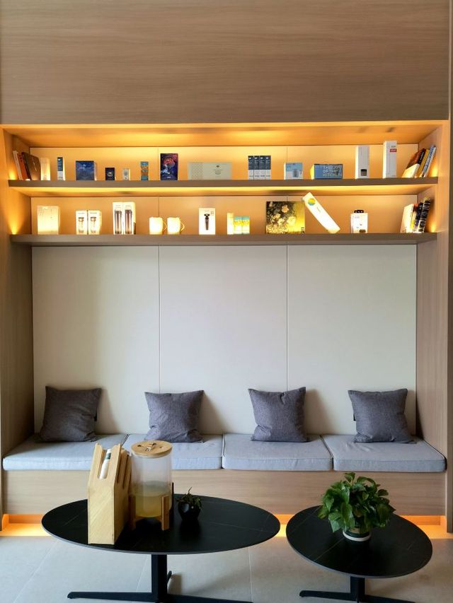 🌟 Shenzhen Stay: Chic Comfort at Qiuguo Hotel 🌟