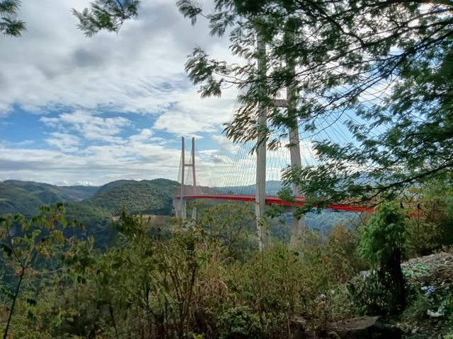 六廣河特大橋