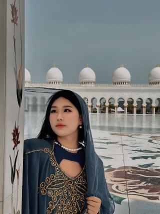 A Journey to Abu Dhabi: Luxury, Art, and Serenity